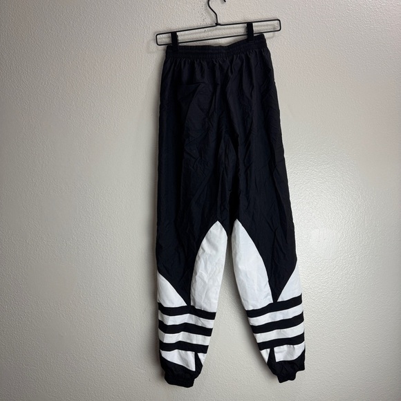 Adidas Logo Sweatpants Windbreaker Vintage Size XS - Picture 1 of 11